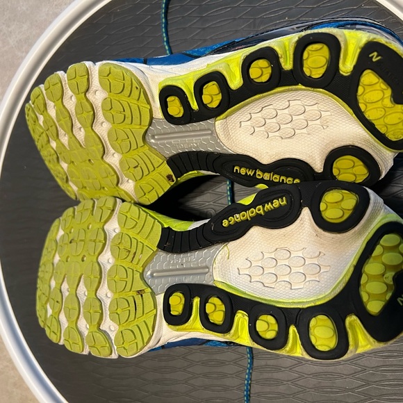 #1085. New Balance Brooks Revlite 870 V3 Men’s size 10. Blue - Picture 7 of 7